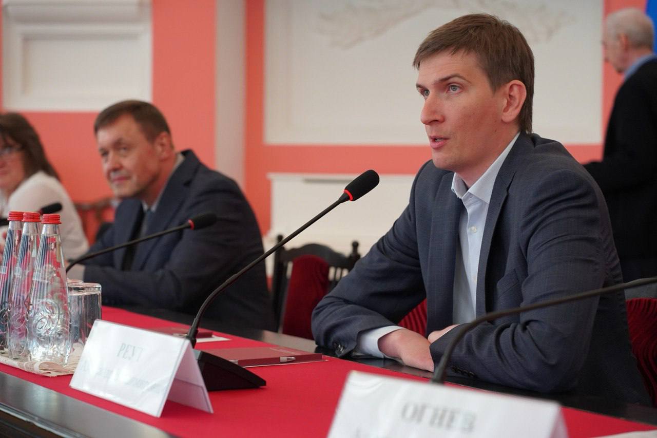 В рамках III Всероссийского образовательного форума состоялась стратегическая сессия «Стратегия 2040: образ учителя»