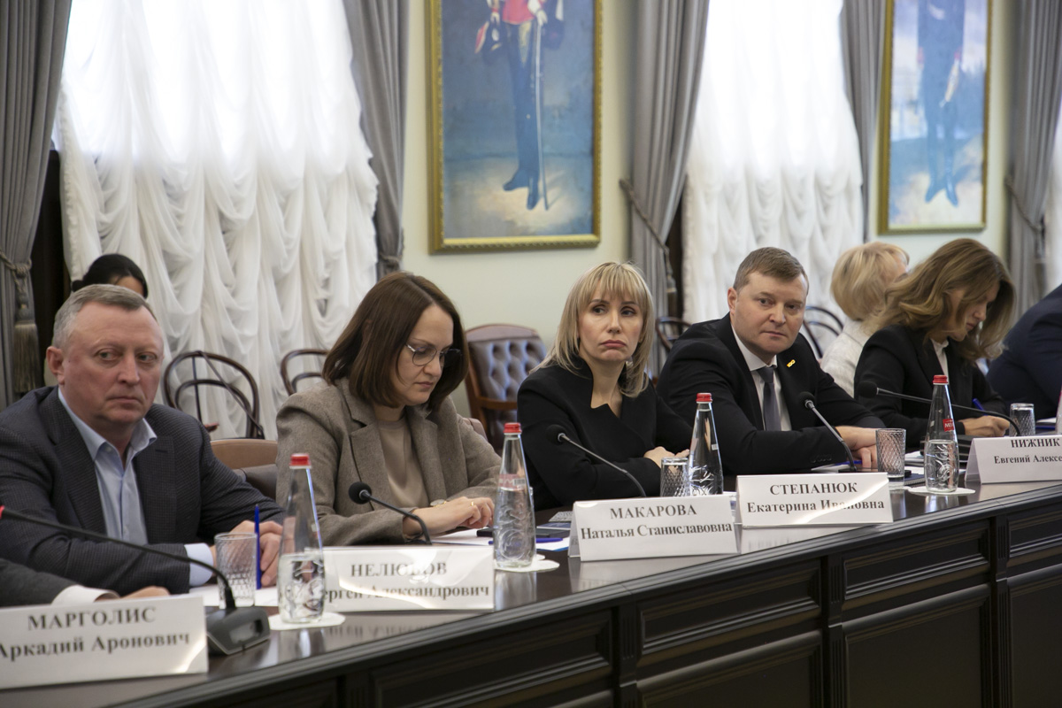 На заседании АРПО обсудили вопросы взаимодействия педагогических вузов и колледжей