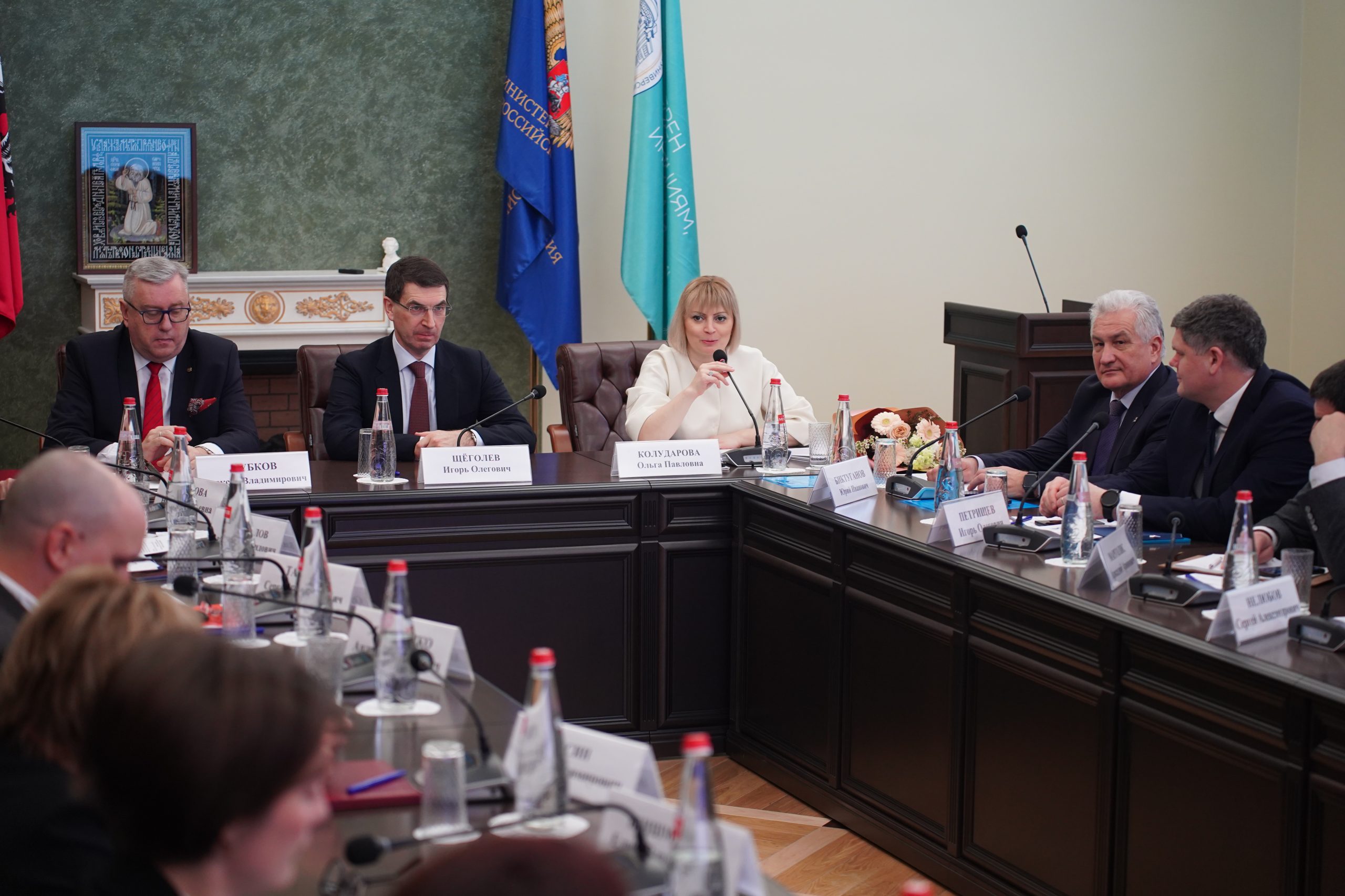 На заседании АРПО обсудили вопросы взаимодействия педагогических вузов и колледжей